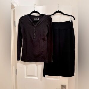 Bundle of 2: Sexy henley Soybu top & Athleta slit skirt - small